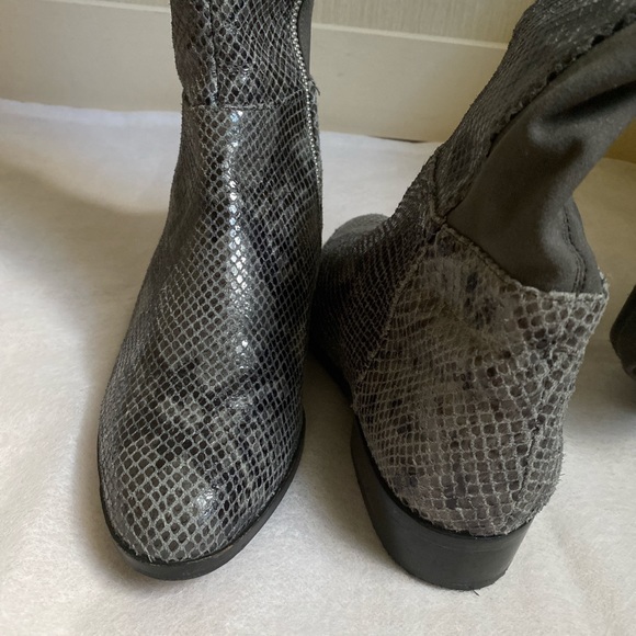 Michael Kors boots - Picture 3 of 4